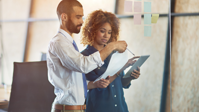 A complementaridade entre perícia contabilística e financeira sob a análise de Carlos Eduardo Rosalba Padilha.