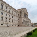 Vista exterior do Palácio de São Bento, sede da Assembleia da República, em Lisboa.